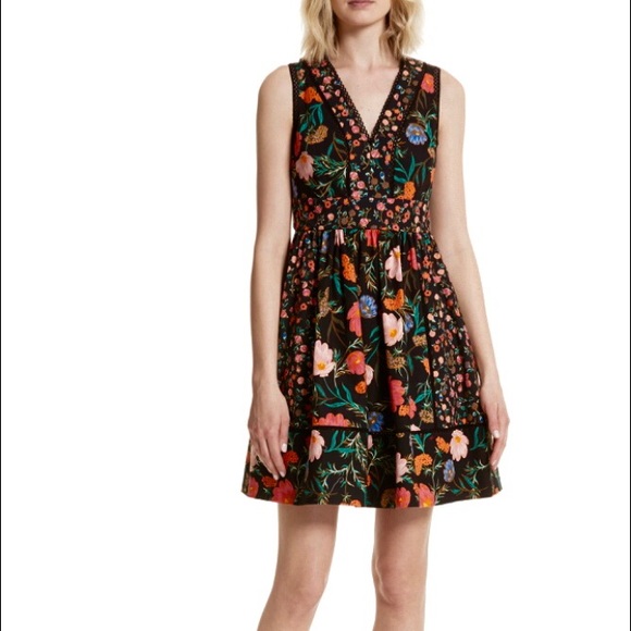kate spade Dresses & Skirts - Kate Spade ♠️ NWT Blossom Fit & Flare Size 4
